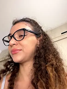 Snapshot of uniquerossie chatting on 01-15-26, 07:56 uniquerossie online show from 01-15-26, 07:56