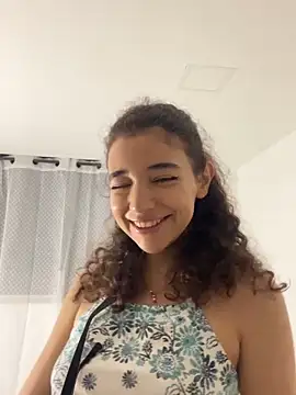 Snapshot of uniquerossie chatting on 12-03-25, 07:41 uniquerossie online show from 12-03-25, 07:41