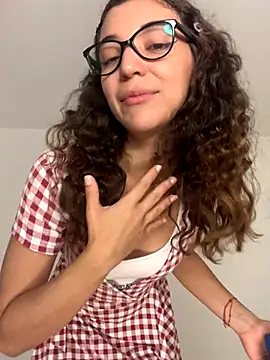 Snapshot of uniquerossie chatting on 01-06-26, 07:56 uniquerossie online show from 01-06-26, 07:56