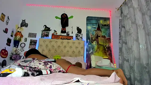 shantallhotxx online show from 10-23-25, 08:07