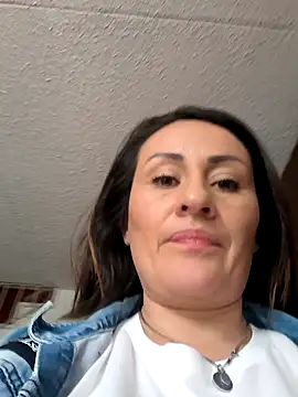 LuisaFernanda170823 online show from 03-25-26, 10:41