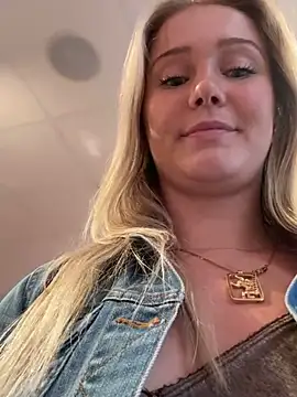 lexi luv online show from 03-07-25, 11:05