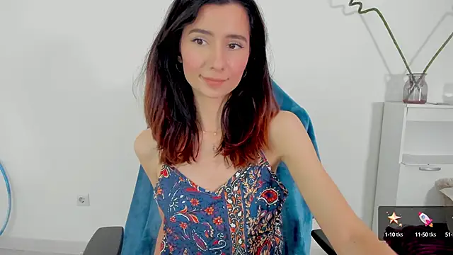 crystalnut online show from 09-23-25, 03:13