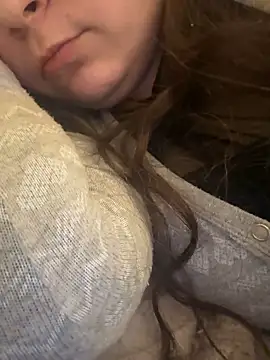 Snapshot of meganaughtycouple25 chatting on 02-26-25, 01:03 meganaughtycouple25 online show from 02-26-25, 01:03