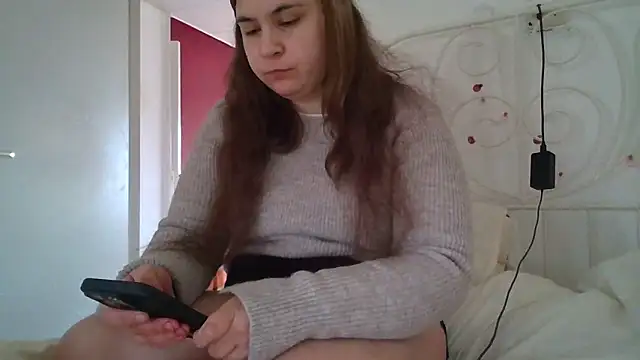 Snapshot of meganaughtycouple25 chatting on 02-26-25, 01:54 meganaughtycouple25 online show from 02-26-25, 01:54