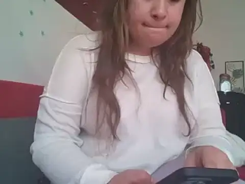 Snapshot of meganaughtycouple25 chatting on 03-22-25, 10:06 meganaughtycouple25 online show from 03-22-25, 10:06