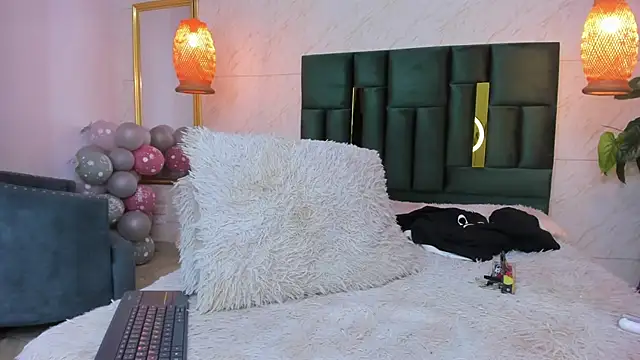 Levy Steve online show from 10-17-25, 04:05