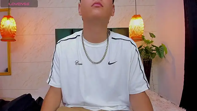 Levy Steve online show from 10-08-25, 03:30