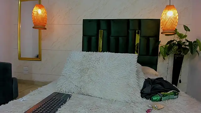 Levy Steve online show from 09-28-25, 03:46