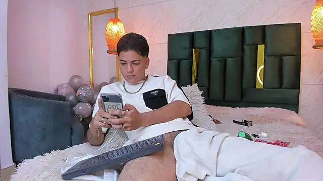 Levy Steve online show from 10-16-25, 06:43