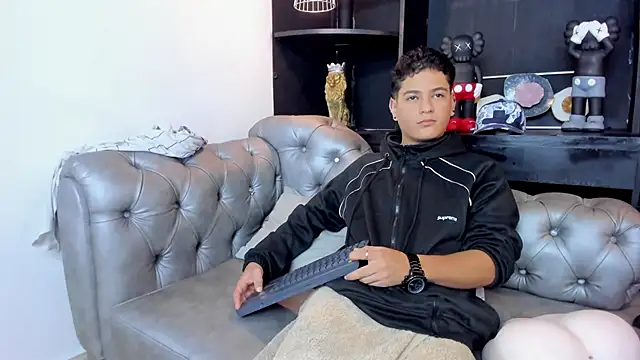 Levy Steve online show from 03-19-25, 04:47