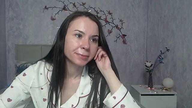 Snapshot of KaraCriegs chatting on 02-27-26, 07:03 KaraCriegs online show from 02-27-26, 07:03