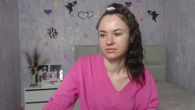 KaraCriegs online show from 03-03-25, 04:10