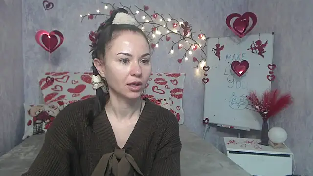 Snapshot of KaraCriegs chatting on 02-07-26, 10:07 KaraCriegs online show from 02-07-26, 10:07