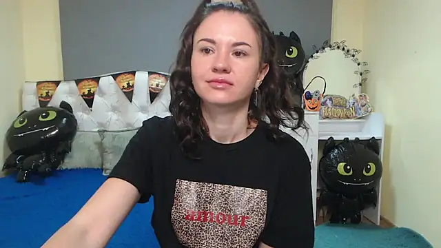 KaraCriegs online show from 10-15-25, 05:21