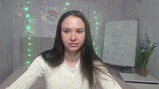 KaraCriegs online show from 09-30-25, 05:52