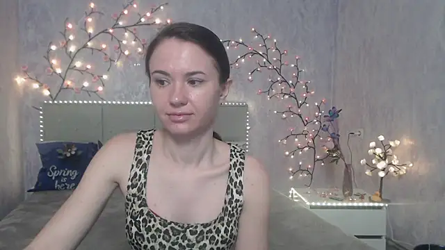 Snapshot of KaraCriegs chatting on 04-23-26, 05:47 KaraCriegs online show from 04-23-26, 05:47
