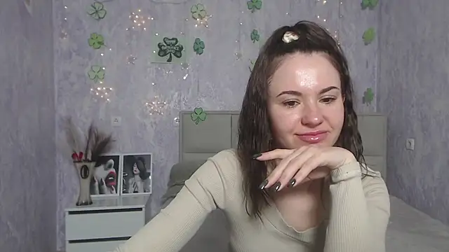 KaraCriegs online show from 03-14-25, 05:16