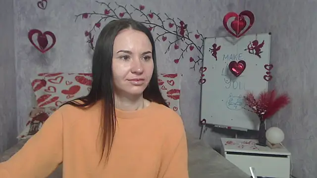 Snapshot of KaraCriegs chatting on 02-08-26, 06:05 KaraCriegs online show from 02-08-26, 06:05