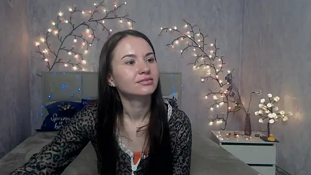 KaraCriegs online show from 04-18-26, 07:18