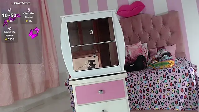 zaleya mateus online show from 11-13-25, 01:09