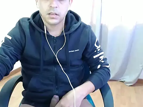 Snapshot of Bamban1419_ chatting on 10-19-25, 07:49 Bamban1419 online show from 10-19-25, 07:49