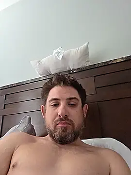 caliguy37 online show from 07-21-26, 06:20