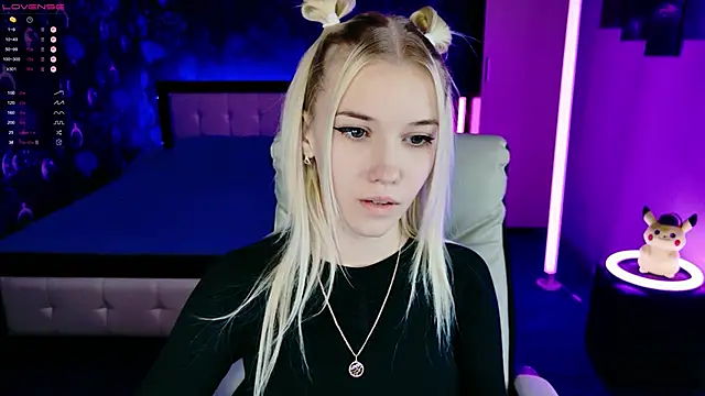 ShhhO O online show from 11-27-25, 01:00