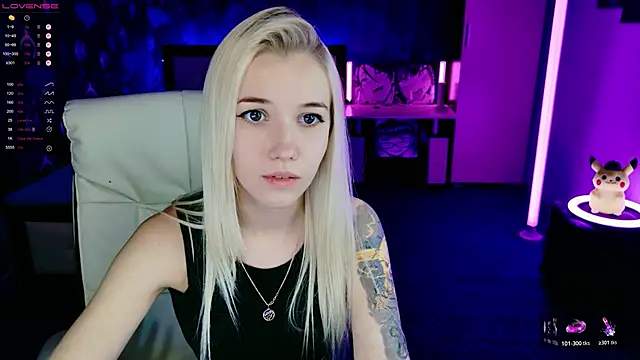 ShhhO O online show from 11-06-25, 03:05