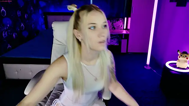 ShhhO O online show from 11-29-25, 12:05