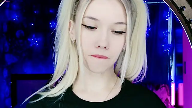 ShhhO O online show from 02-21-26, 08:05