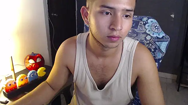 Snapshot of harold_18_ chatting on 02-26-26, 08:14 harold 18 online show from 02-26-26, 08:14