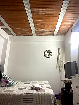 Iris love18 online show from 10-23-25, 04:49