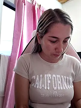 Iris love18 online show from 03-29-26, 11:06