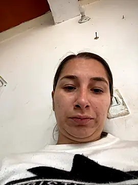 Iris love18 online show from 11-17-25, 01:26