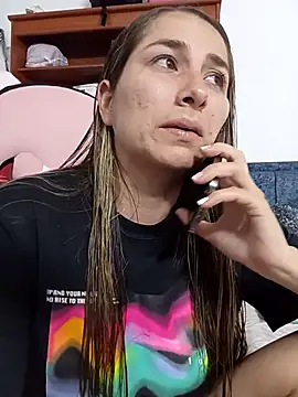 Iris love18 online show from 11-10-25, 11:32