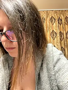 NadiraNoor online show from 04-17-26, 07:06