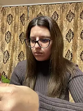 NadiraNoor online show from 02-25-25, 08:53