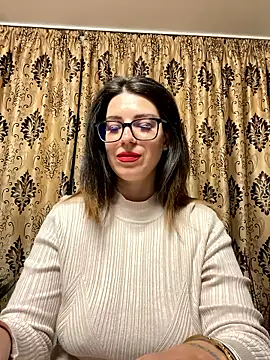 Snapshot of NadiraNoor chatting on 04-26-26, 10:29 NadiraNoor online show from 04-26-26, 10:29