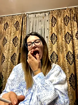 NadiraNoor online show from 10-31-25, 09:54