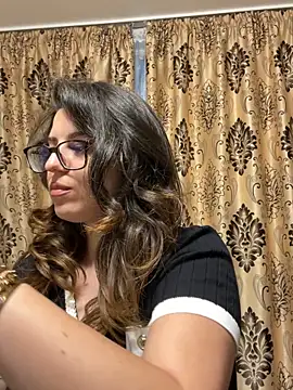 Snapshot of NadiraNoor chatting on 05-14-26, 03:14 NadiraNoor online show from 05-14-26, 03:14