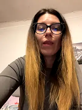 NadiraNoor online show from 10-11-25, 10:33