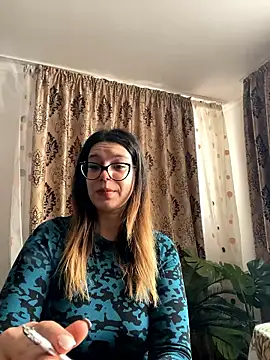 NadiraNoor online show from 01-18-26, 12:30