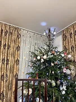 NadiraNoor online show from 12-21-25, 10:21