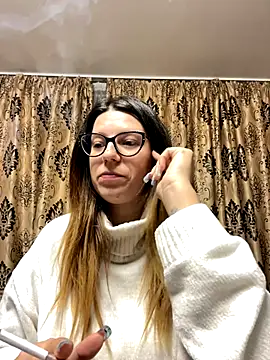 NadiraNoor online show from 10-15-25, 09:12