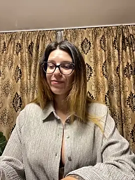 NadiraNoor online show from 10-17-25, 09:38