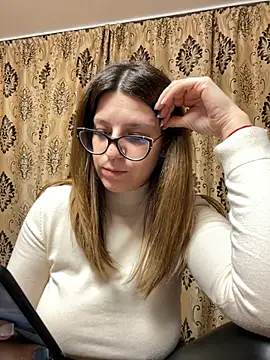 NadiraNoor online show from 03-17-25, 12:21