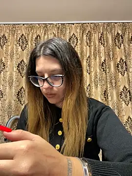 NadiraNoor online show from 10-02-25, 10:35