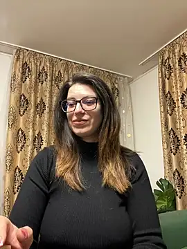 NadiraNoor online show from 04-02-26, 09:54