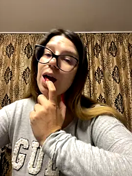 NadiraNoor online show from 10-08-25, 07:14